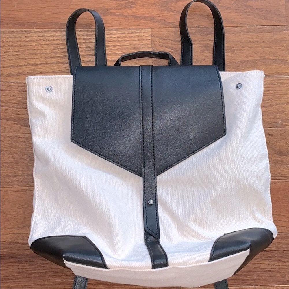 NWOT Deux Lux Demi Backpack